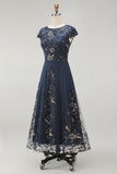 Vestido Midi Marinha Brilhante com Aplicações e Lantejoulas para a Mãe da Noiva