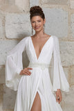 Vestido de Noiva Comprido Evasé com Decote em V e Racha cor Marfim