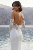 Vestido de Noiva Sweep Sweep em Marfim com Mangas