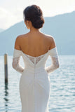 Vestido de Noiva Boho com Cauda Varrida de Ombro a Ombro em Marfim com Mangas