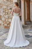 Vestido de Noiva Cauda Varrida Simples em Marfim com Linha-A e com Racha