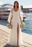 Vestido de noiva longo em tule plissado com linha de marfim e fenda