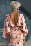 Vestido de Mãe da Noiva com Estampado de Flores de Rosa Poeirentas e Mangas