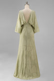 Vestido Longo Verde Sálvia com Estampa Franzida e Mangas para Mãe da Noiva