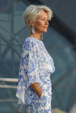 Vestido Longo Branca e Azul com Estampa Floral para a Mãe da Noiva com Mangas