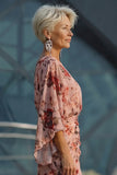 Vestido Justo com Decote em V e Padrão Floral em Rosa Empoeirado para a Mãe da Noiva