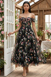 Vestido Midi Preto Floral Ombro a Ombro para Convidada de Casamento