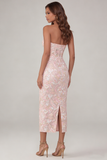 Vestido Midi Rosa Sem Alças com Corpete e Modelagem Justa para Convidada de Casamento