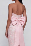 Vestido Comprido Rosa Sem Alças com Estampado Floral e Laço Perfeito Para Convidada de Casamento