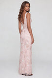 Vestido Comprido Rosa com Decote em V Estampado Floral e Racha Perfeito Para as Convidadas de Casamento.