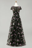 Vestido preto de decote redondo floral com decote longo da mãe da noiva e lantejoulas