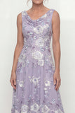 Vestido Linha A Mãe da Noiva com Decote Bordado Roxo A com Lantejoulas