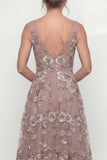 Vestido Comprido Floral Rosa Brilhante para Mãe da Noiva