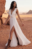 Vestido de Noiva Comprido Evasé com Decote em V e Folhos em Tom Marfim