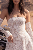 Vestido de Noiva Curto Sem Alças em Renda Marfim