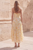 Vestido Amarelo Linha-A Coração Midi Floral com Aplicações para Convidada de Casamento