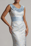 Vestido Azul Claro Gola Alta Floral para a Mãe da Noiva