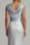 Vestido Azul Claro Gola Alta Floral para a Mãe da Noiva