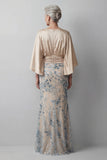 Vestido Longo Sereia Decote Barco Brilhante Champanhe para a Mãe da Noiva