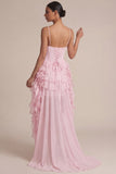Espartilho cor-de-rosa Um vestido mini com folhos em camadas de linha para