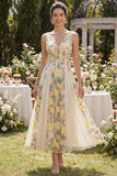 Vestido Midi Floral Bordado em Tule Champanhe Linha A para Convidada de Casamento
