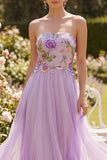 Vestido Midi Floral Bordado Linha A em Tule Lilas, sem alças para Convidada de Casamento