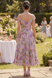 Vestido midi floral bordado em tule lilás, linha A-line fora do ombro para Convidada de Casamento