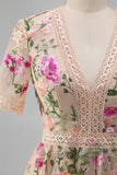 Vestido midi floral midi bordado em tule com decote em V blush e mangas curtas para Convidada de Casamento