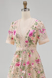 Vestido midi floral midi bordado em tule com decote em V blush e mangas curtas para Convidada de Casamento