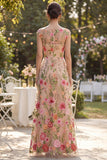 Vestido longo floral bordado em decote bateau em linha A em tule para Convidada de Casamento