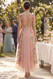 Vestido midi floral bordado em tule em tule com decote em V para Convidada de Casamento