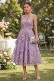 Vestido midi floral com contas aplicadas em tule lilas, linha A para Convidada de Casamento