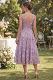 Vestido midi floral com contas aplicadas em tule lilas, linha A para Convidada de Casamento