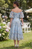 Vestido midi floral, com missangas em tule linha A fora dos ombros para Convidada de Casamento