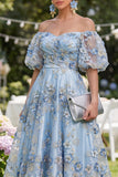 Vestido midi floral, com missangas em tule linha A fora dos ombros para Convidada de Casamento