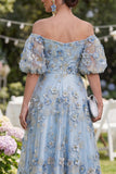 Vestido midi floral, com missangas em tule linha A fora dos ombros para Convidada de Casamento