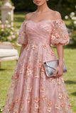 Vestido midi floral franzido com linhas de tule com ombro despontados e rosa para Convidada de Casamento
