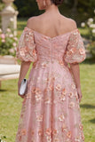 Vestido midi floral franzido com linhas de tule com ombro despontados e rosa para Convidada de Casamento