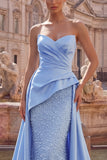 Vestido comprido de baile de finalistas com adornos de sereia de cetim azul e pérolas adornadas