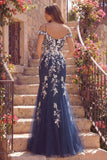 Vestido longo de baile floral em tule com ombros frios e sereias azul-marinho com apliques
