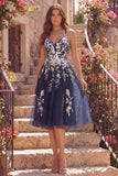 Vestido Midi Floral de Tiras Finas A-Line azul-marinho com fenda