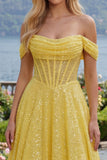 Vestido longo de baile amarelo brilhante em linha A com espartilho de ombros caídos