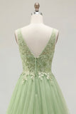 Vestido de Baile Longo Floral de Tiras Fingue Verde Linha A com Aplicações
