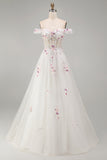 Espartilho floral branco brilhante com contas caídas no ombro Um vestido de noiva longo de linha