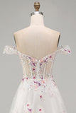 Espartilho floral branco brilhante com contas caídas no ombro Um vestido de noiva longo de linha