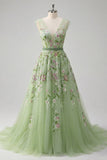 Vestido de Baile de Tule A-Line Bordado Verde com decote em V