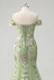 Vestido de Baile de Tule Bordado com Sereia Verde Ombros Descobertos
