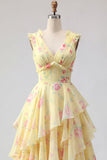 Vestido de baile de finalistas amarelo com decote em V, A Line, floral e folhos
