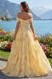 Vestido de Baile de Finalistas Amarelo Franzido Sobre os Ombros, Uma linha Longa