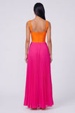 Vestido Maxi Plissado em Linha A Laranja e Fúcsia